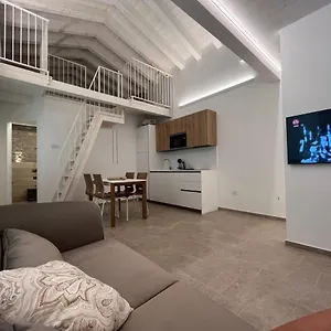 https://la-casetta-in-calle.hotelinveneto.com